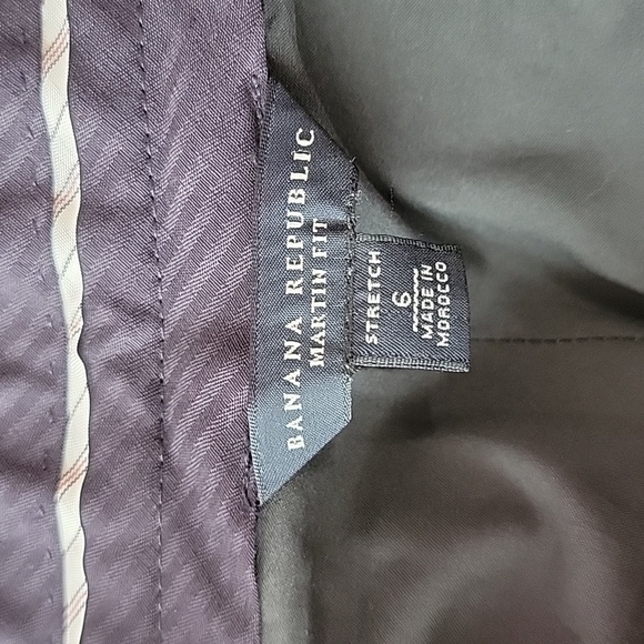 Banana Republic Martin Fit Wool Dress Pants / 6. - Picture 3 of 9